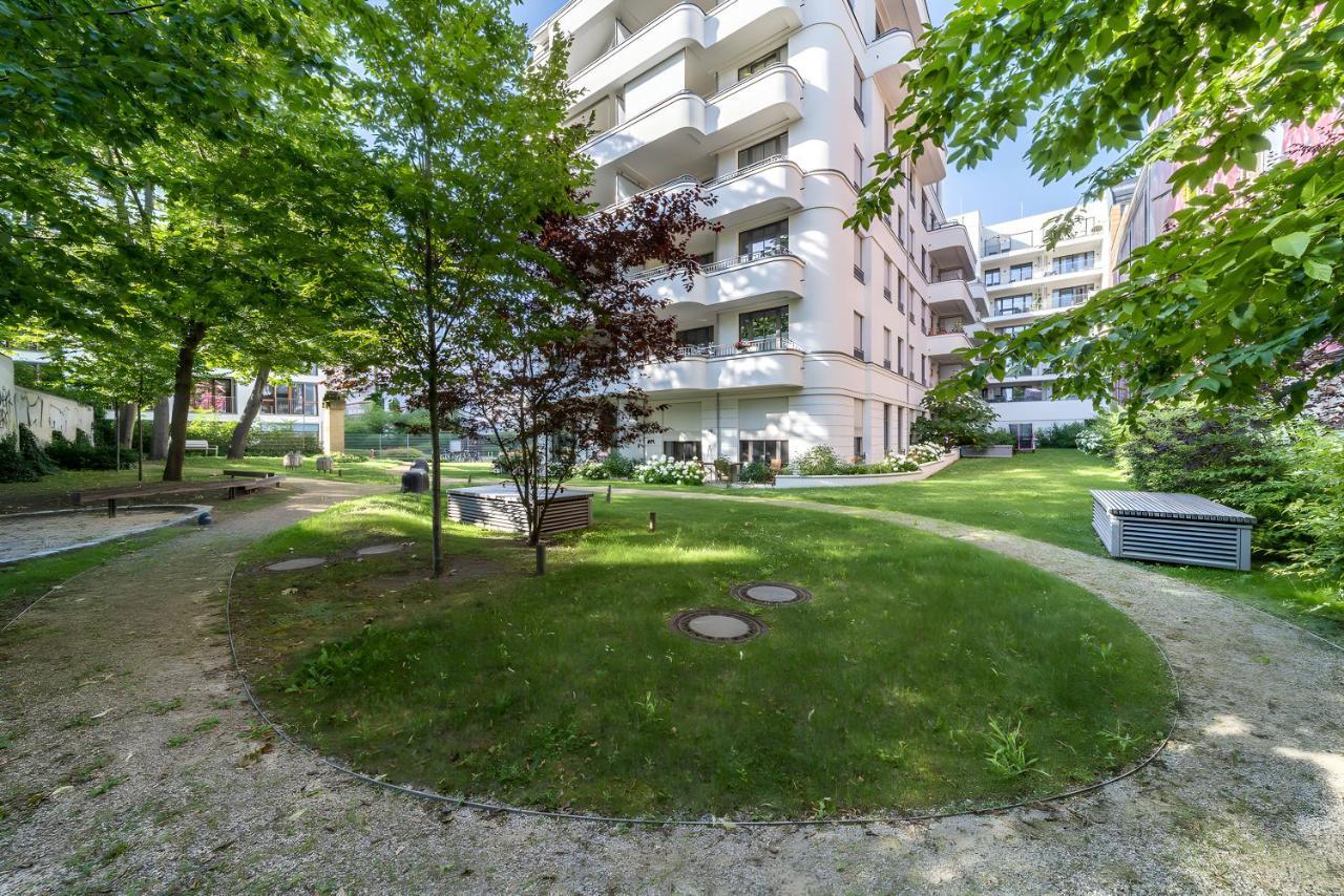 Modern Apartment In Mitte Berlin Dış mekan fotoğraf